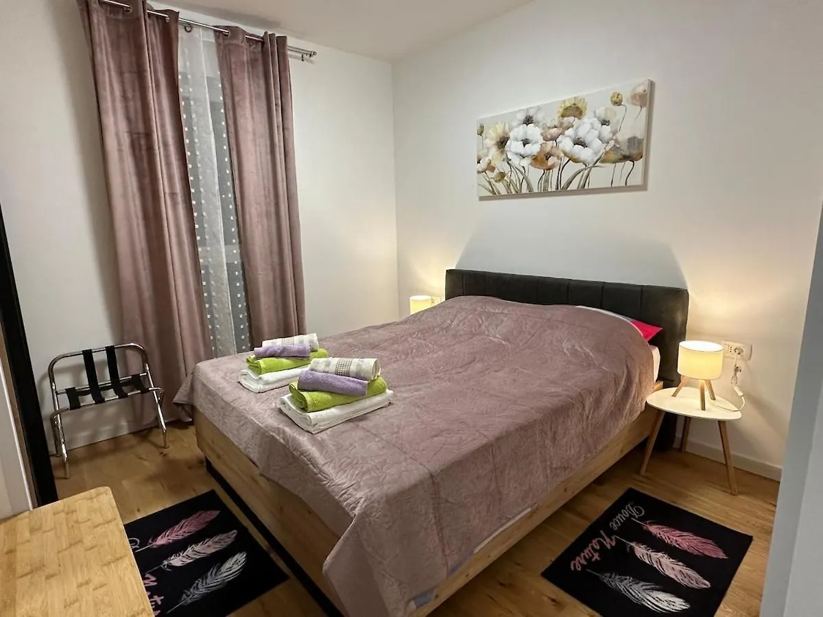 Apartment Gold Pula
