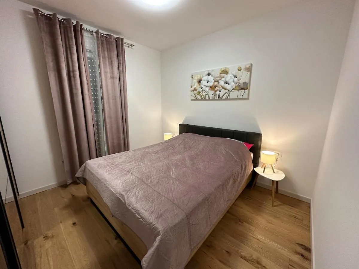 Apartment Gold Pula